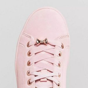 Ted Baker London “Kelleil” Pink Leather Sneakers